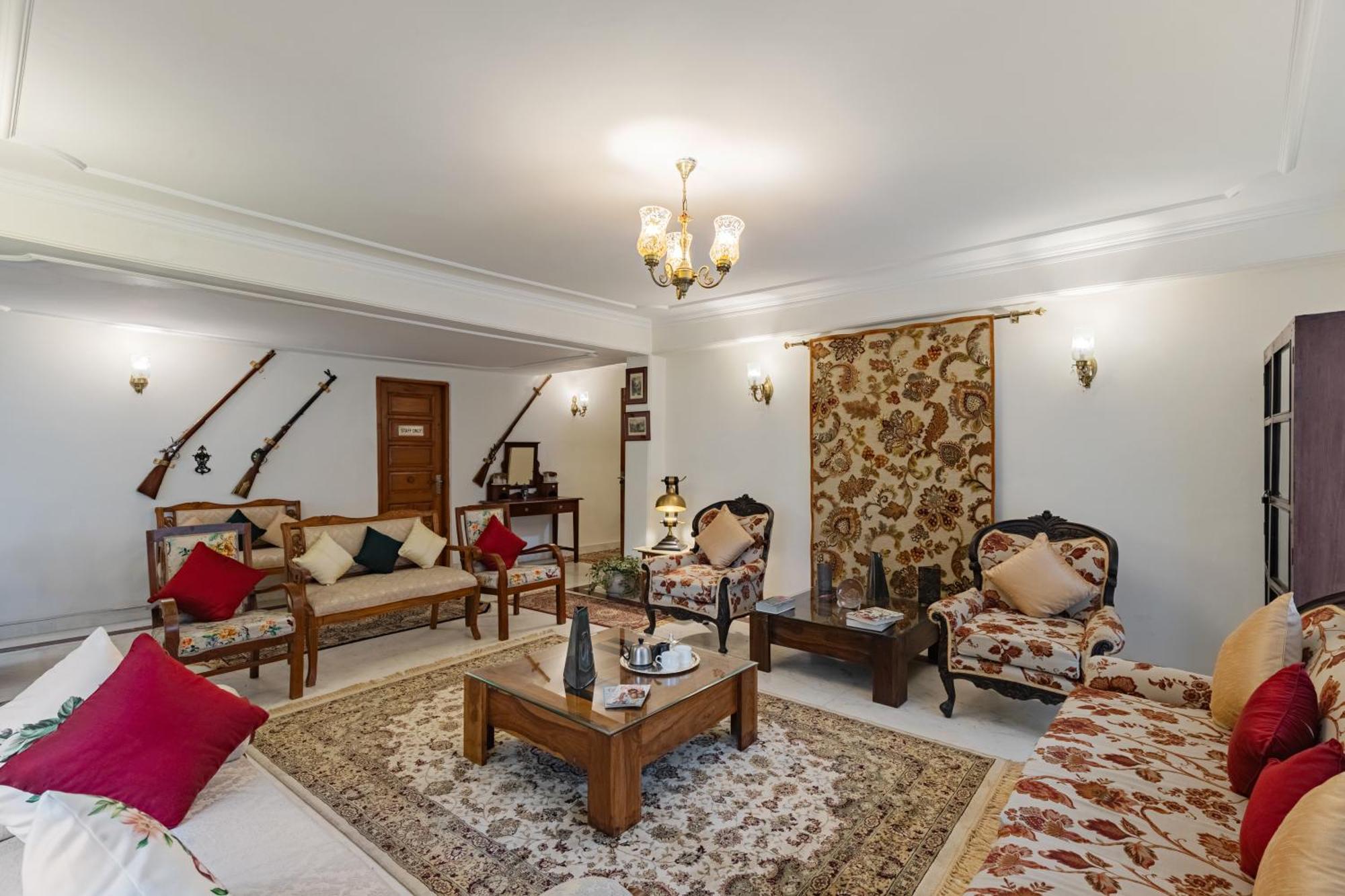 Alaya Stays Meridian Oak, Shimla Exterior foto
