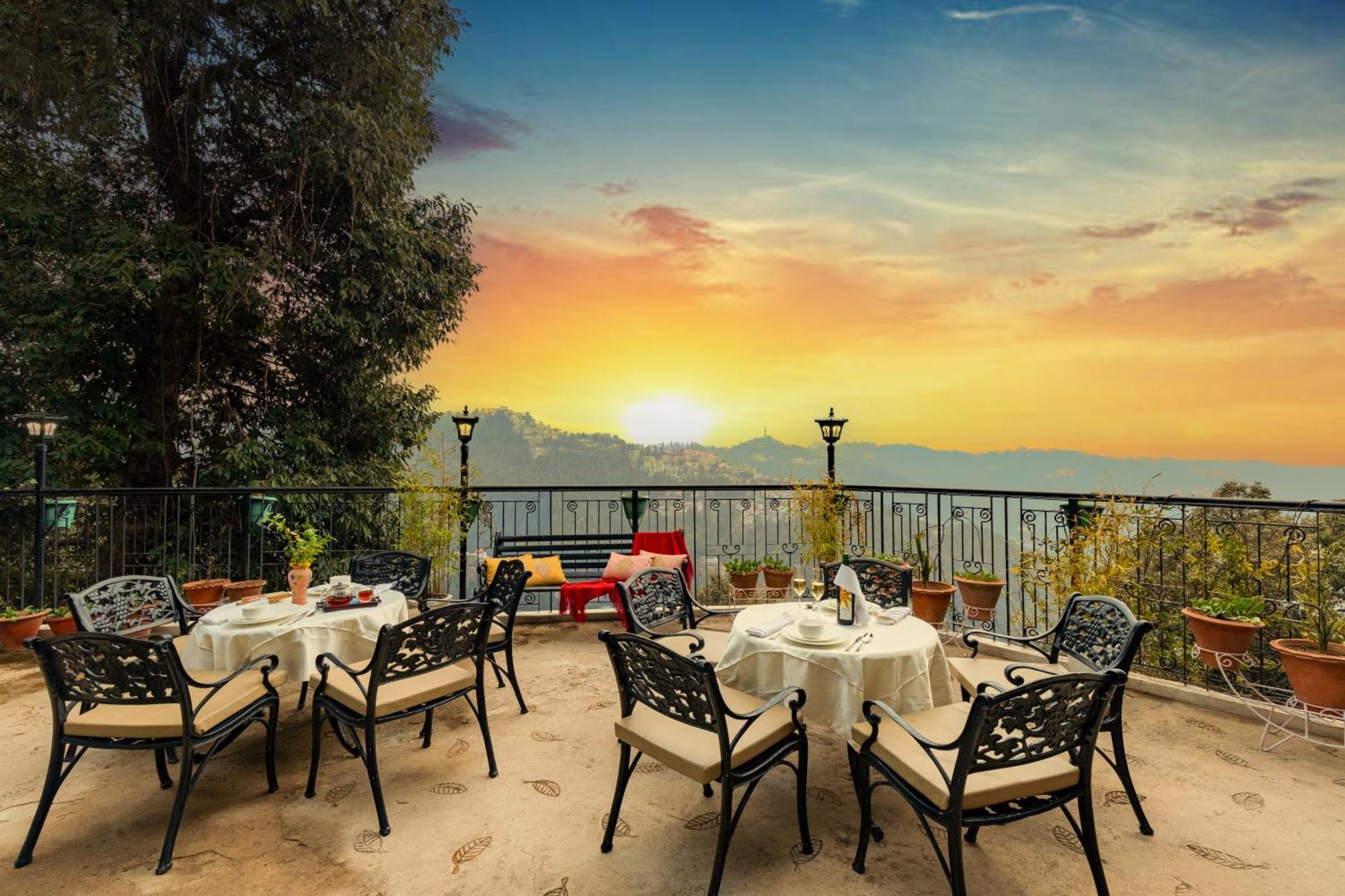 Alaya Stays Meridian Oak, Shimla Exterior foto